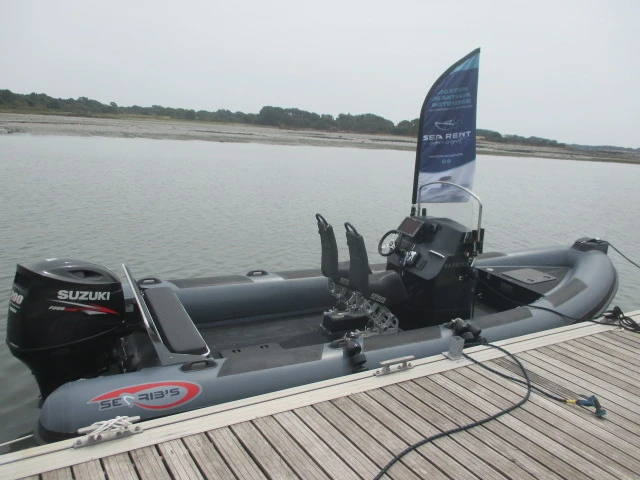 Noleggiare una Searib's 6.70 fishing a Vannes