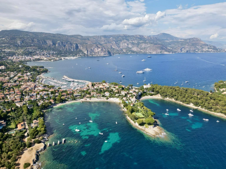 Noleggio Barca a motore a Nizza – Jeanneau Cap Camarat 10.5 WA