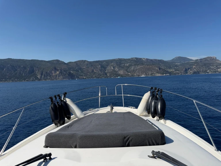 Noleggio Barca a motore a Beaulieu-sur-Mer – Jeanneau Prestige 34 Open