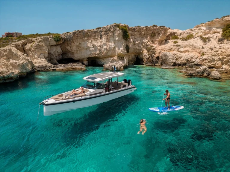 Axopar Axopar 37 Sun-Top da affittare a  Port de Cap d'Ail