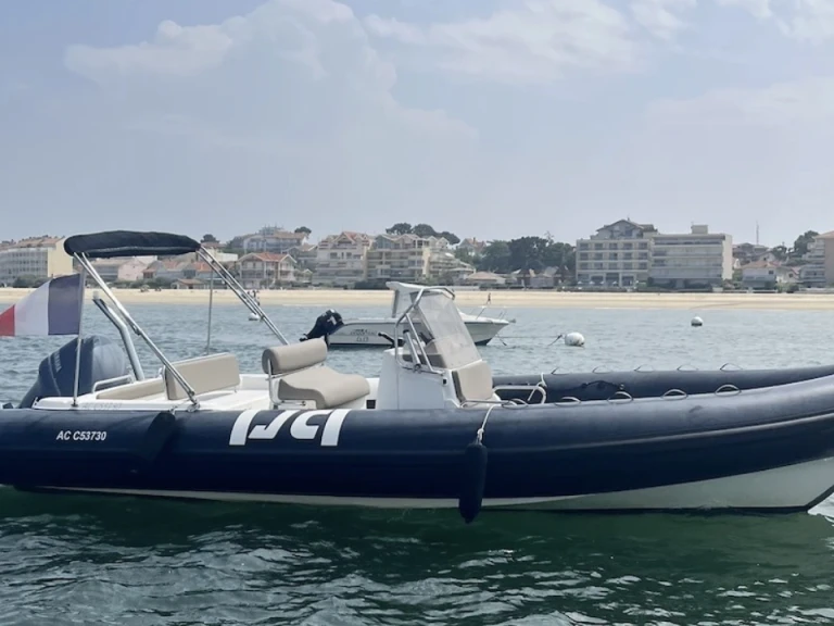 Noleggio barche Grand Piquey economico Clubman 26 Special