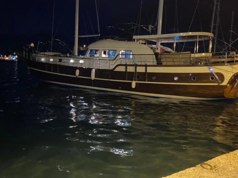 Noleggio Barca a vela con o senza skipper Custom Made a Göcek