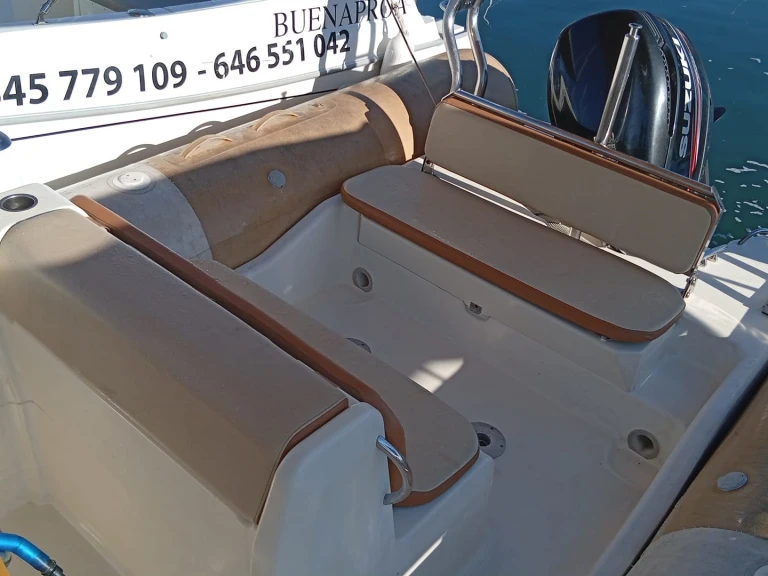 Noleggio barche Bwa Bwa 750 a Santa Pola su Samboat