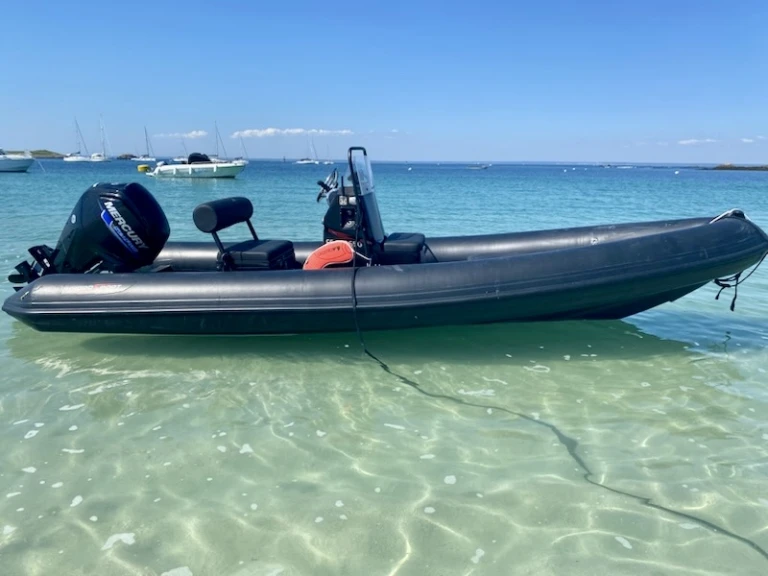 Hydrosport 565 xl da affittare a  La Forêt-Fouesnant
