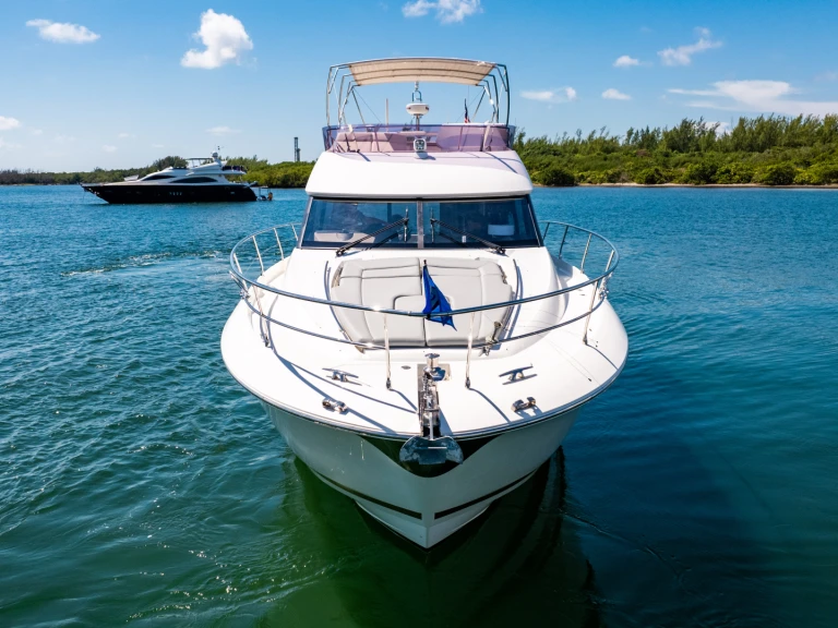 Yacht di lusso a noleggio a Miami Beach al miglior prezzo