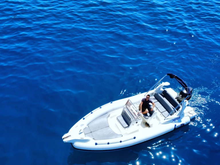 Marlin Boat Marlin Boat 21 da affittare a  Bol