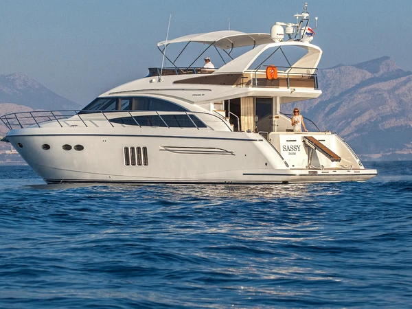 Noleggio a Podstrana – Princess Princess 62 Fly su SamBoat
