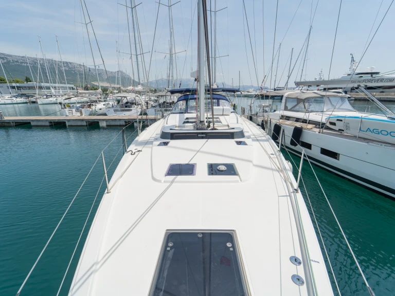 Noleggio barche Bavaria Bavaria C57 Holiday a Castelli su Samboat