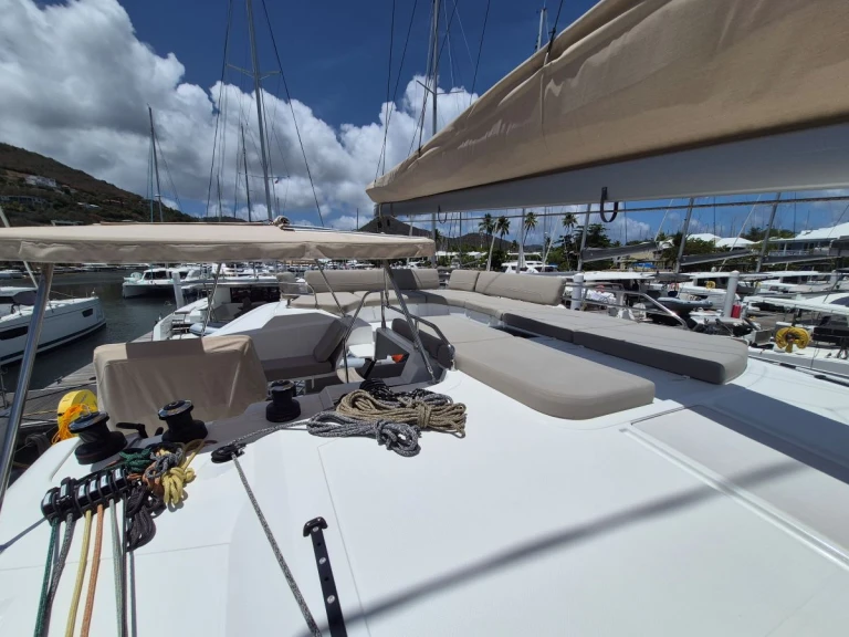 Noleggio barche Road Town economico Fountaine Pajot FP 44 Maestro - 3 cab.