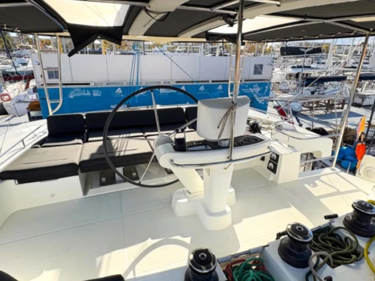 Catamarano a noleggio a Spalato al miglior prezzo