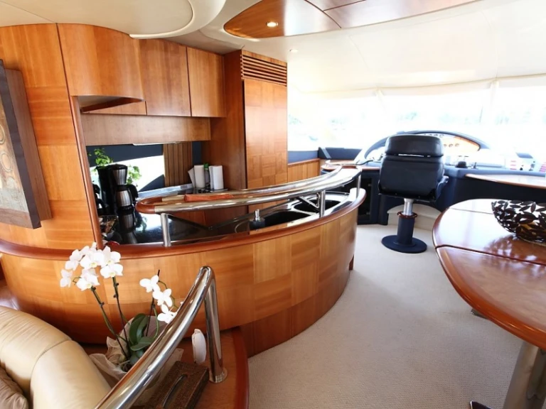 Noleggio barche Podstrana economico Princess 62 Fly