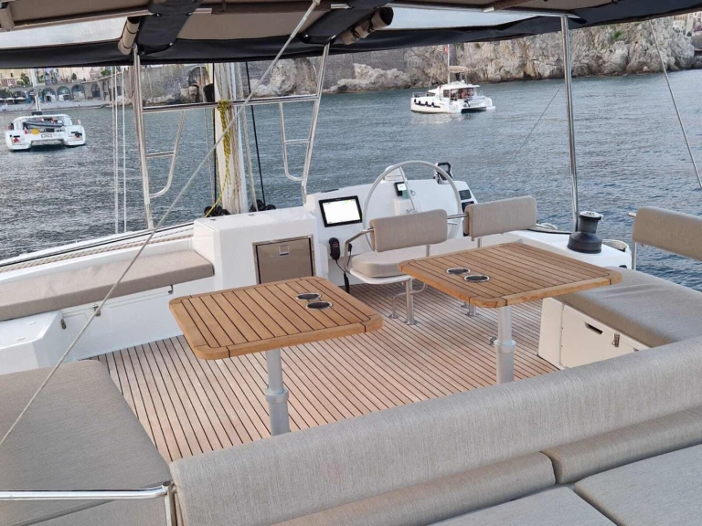 Catamarano a noleggio a Gros-Islet al miglior prezzo