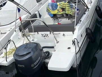 Noleggio Barca a motore a Port Cogolin – Jeanneau Cap Camarat 7.5 WA Serie 2