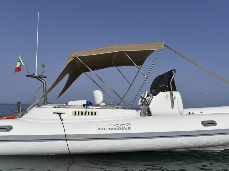 Noleggio Gommone Motonautica-Vesuviana con patente nautica