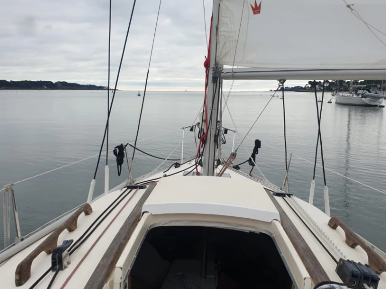 Noleggio Barca a vela Jeanneau con patente nautica