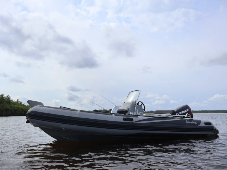 Adventure VESTA 550 da affittare a  Francia
