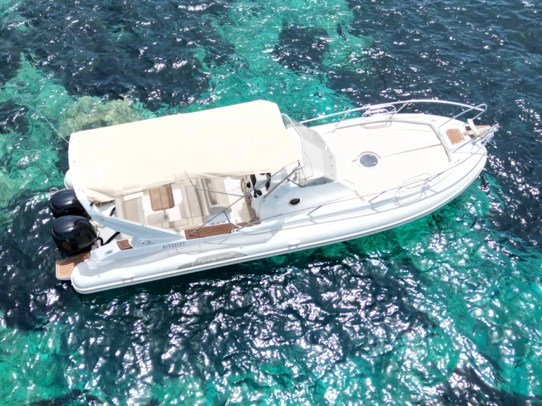 Noleggio Gommone a Porto-Vecchio – Capelli Tempest 1000 WA