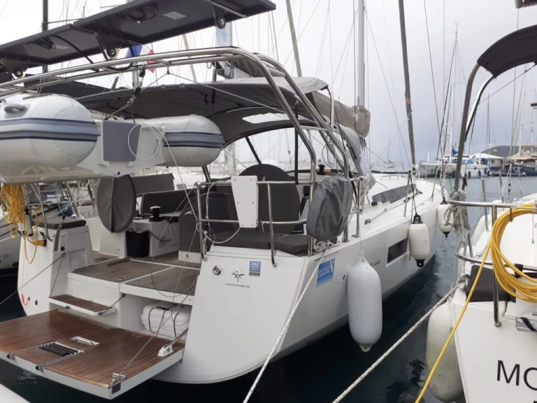 Noleggio a Le Marin – Jeanneau Sun Odyssey 440 su SamBoat