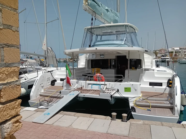 Noleggio a Marina di Portorosa – Lagoon Lagoon 46 su SamBoat