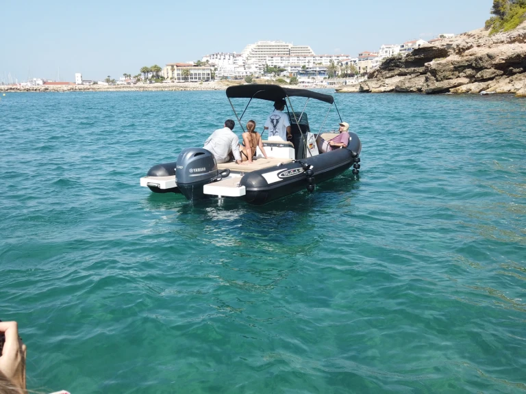 Noleggio barche Port de Sitges Aiguadolç economico Fun 650
