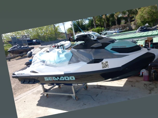 Noleggio barche Scauri economico GTI 130