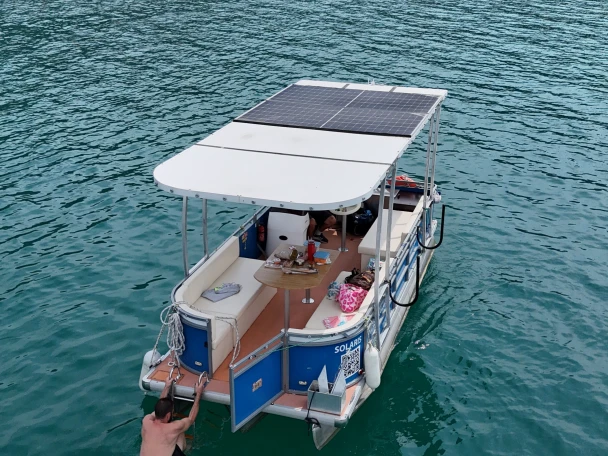 Noleggio barche France pontoon 580 a Francia su Samboat