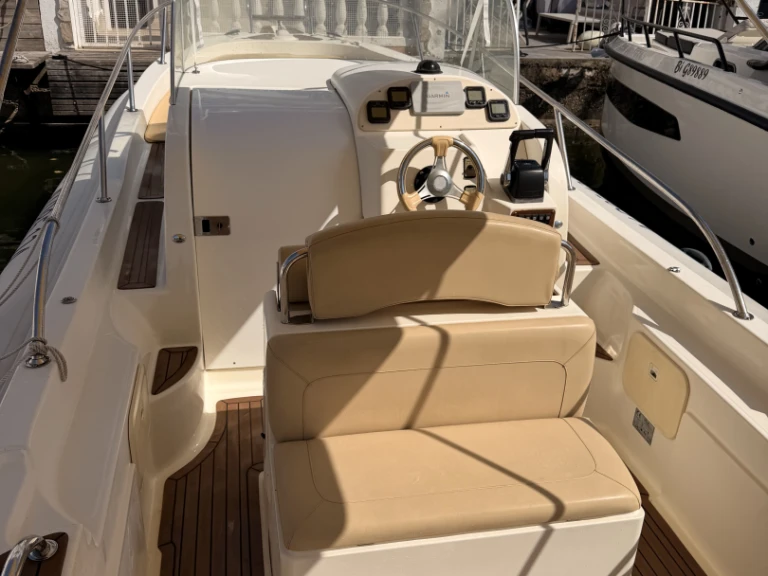 Gommone a noleggio a Empuriabrava al miglior prezzo