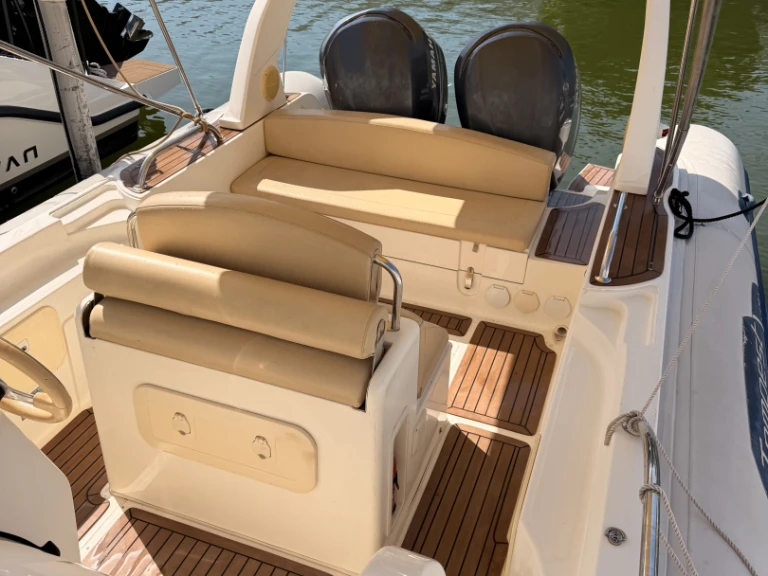 Noleggio a Empuriabrava – Capelli Tempest 900 Cabine su SamBoat