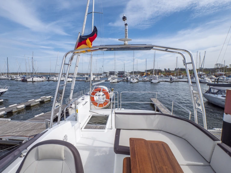 Noleggio barche Kröslin economico Swift Trawler 35