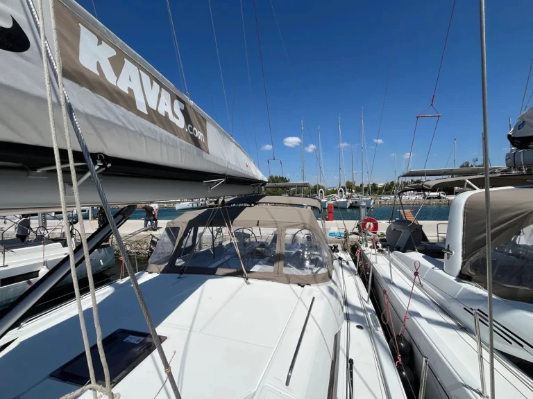 Noleggio Barca a vela con o senza skipper Bénéteau a Álimos