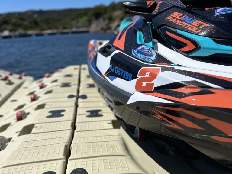 Noleggio barche Sea-Doo Gtx pro 130 a Pianottoli-Caldarello su Samboat