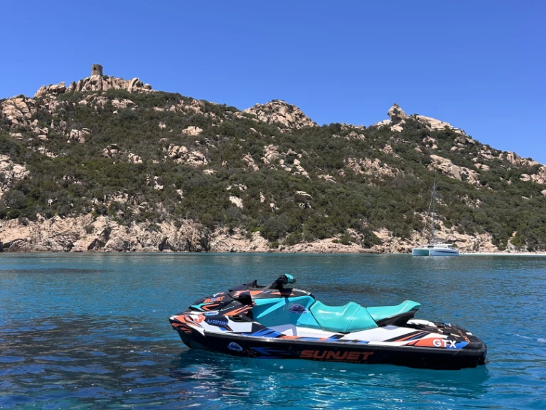 Noleggiare una Sea-Doo Gtx pro 130 a Pianottoli-Caldarello