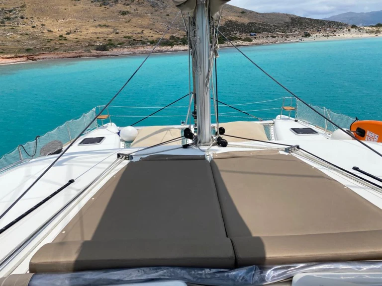 Noleggio Catamarano Lagoon con patente nautica