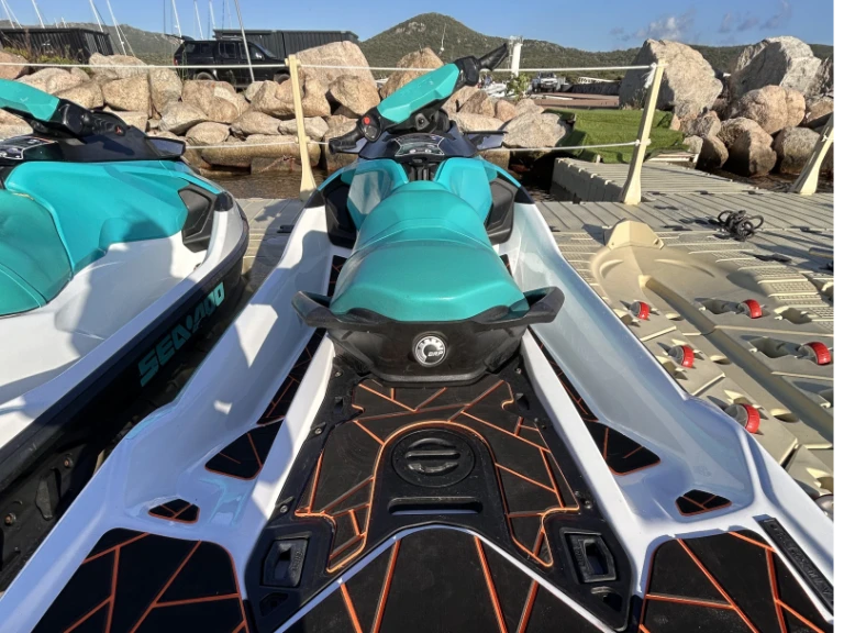 Sea-Doo Gtx pro 130 da affittare a  Pianottoli-Caldarello