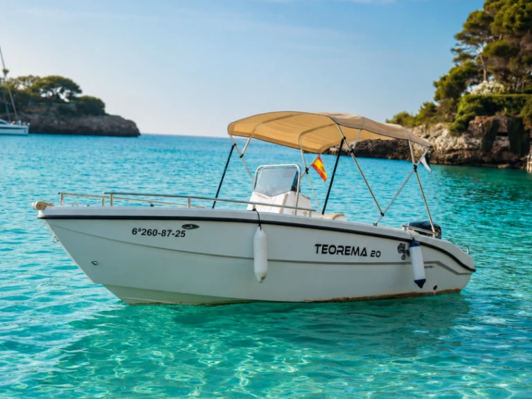 Noleggio Barca a motore con o senza skipper Teorema Marine a Cala d'Or