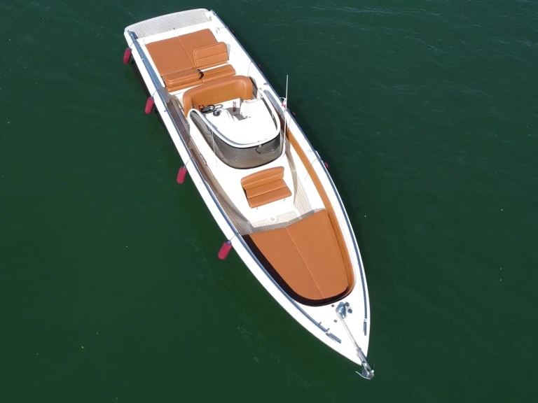 Noleggio Barca a motore con o senza skipper Supermarine  a Viareggio