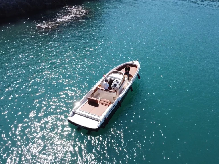 Noleggio Barca a motore Supermarine  con patente nautica