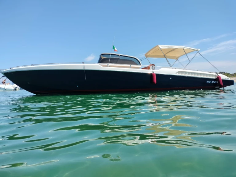 Supermarine  Iguana 36 da affittare a  Viareggio