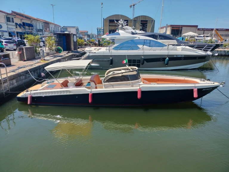 Noleggio barche Viareggio economico Iguana 36