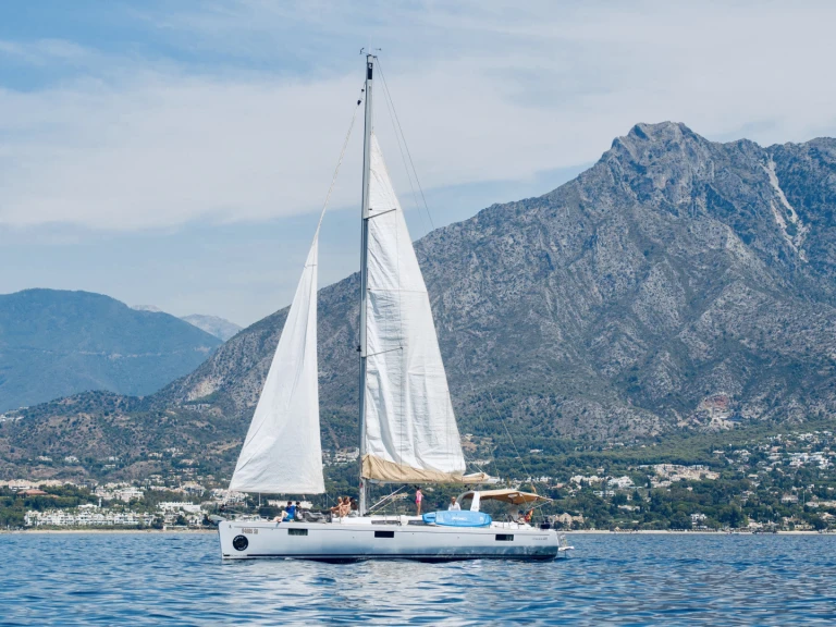 Noleggio Barca a vela Bénéteau con patente nautica