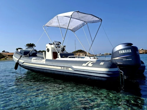 Noleggio barche Hyères economico Clubman 22
