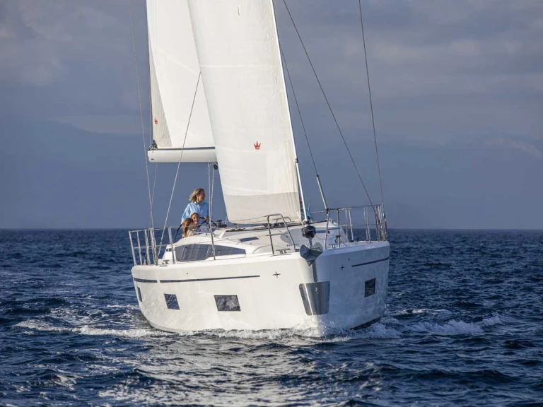 Noleggio barche Murter-Kornati economico Bavaria C42