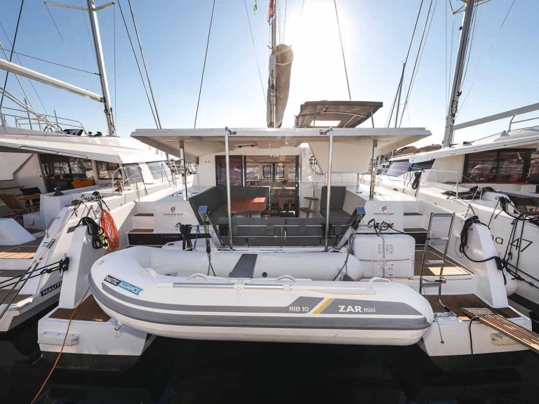 Noleggio Catamarano Fountaine Pajot con patente nautica