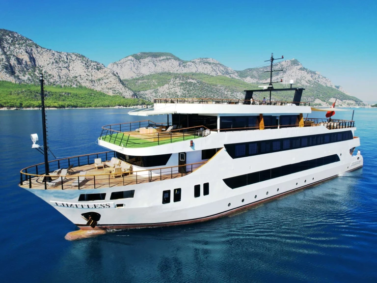 Noleggio Yacht di lusso con o senza skipper Custom a Turchia