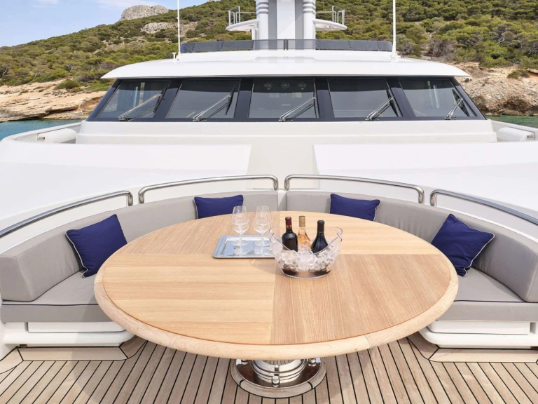 Noleggio a Atene – Codecasa INVADER su SamBoat