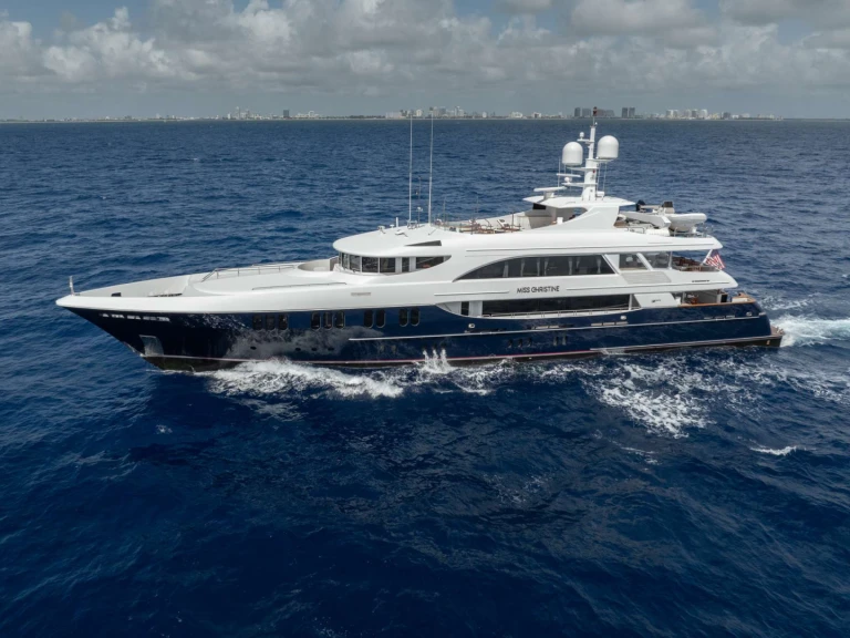 Noleggio Yacht di lusso con o senza skipper Trinity Yachts a New England