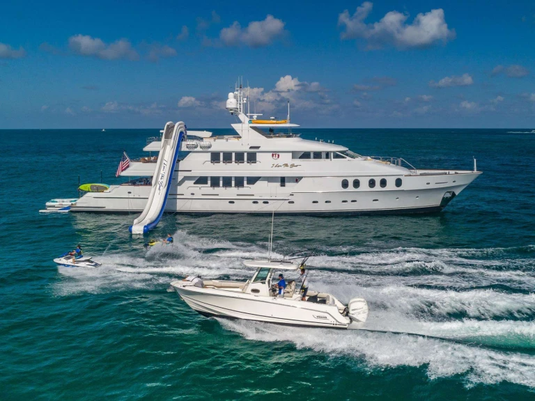 Noleggio Yacht di lusso a Bahamas – Christensen I LOVE THIS BOAT