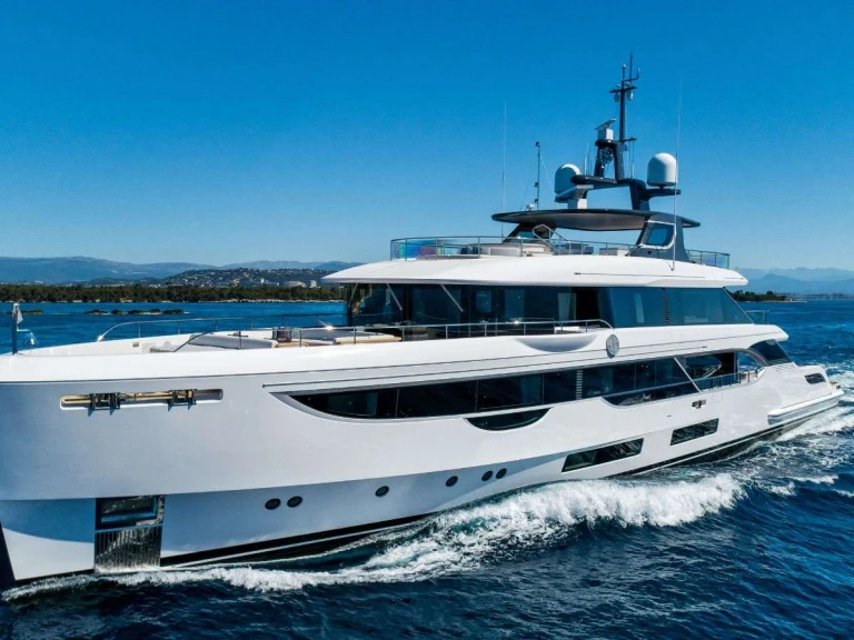 Yacht di lusso a noleggio a Polinesia Francese al miglior prezzo