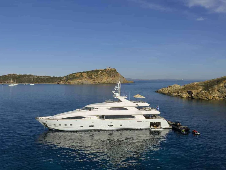 Noleggio Yacht di lusso con o senza skipper Crn a Atene