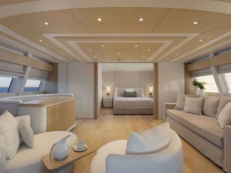 Noleggio Yacht di lusso Crn con patente nautica